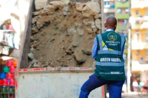 Geoffrey Mosiria, Nairobi County’s Chief Officer for Environment Overseeing a cleaning exercise in the city.